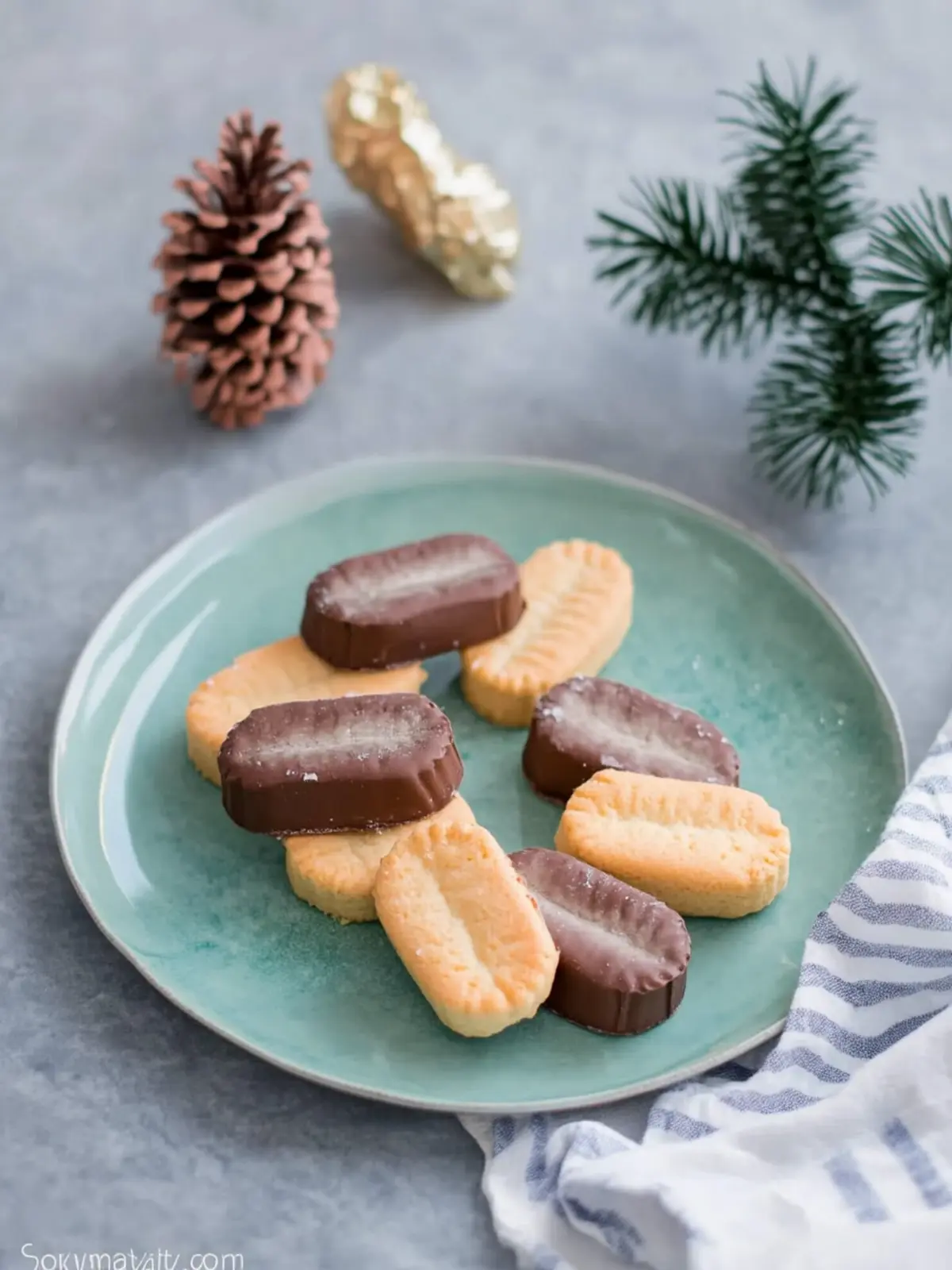 Haselnuss-Nougat-Plätzchen