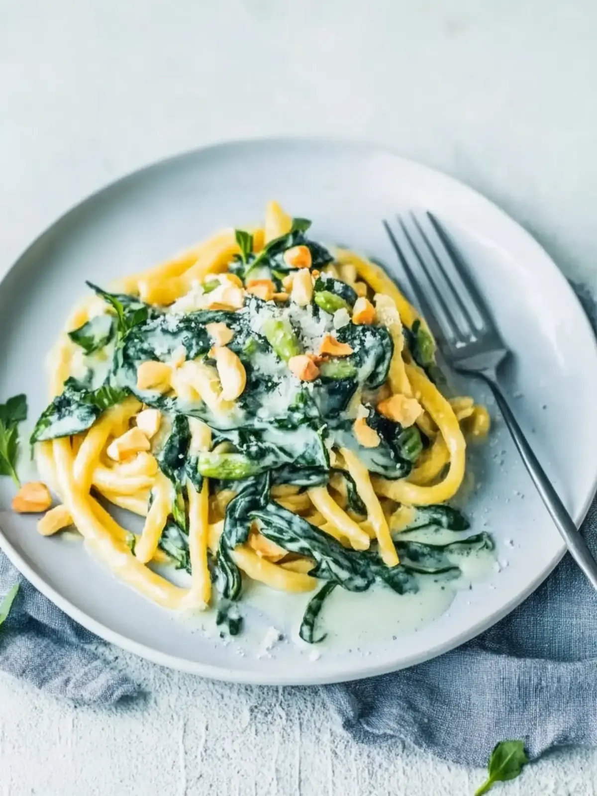 Spaghetti mit Spinat und Gorgonzola