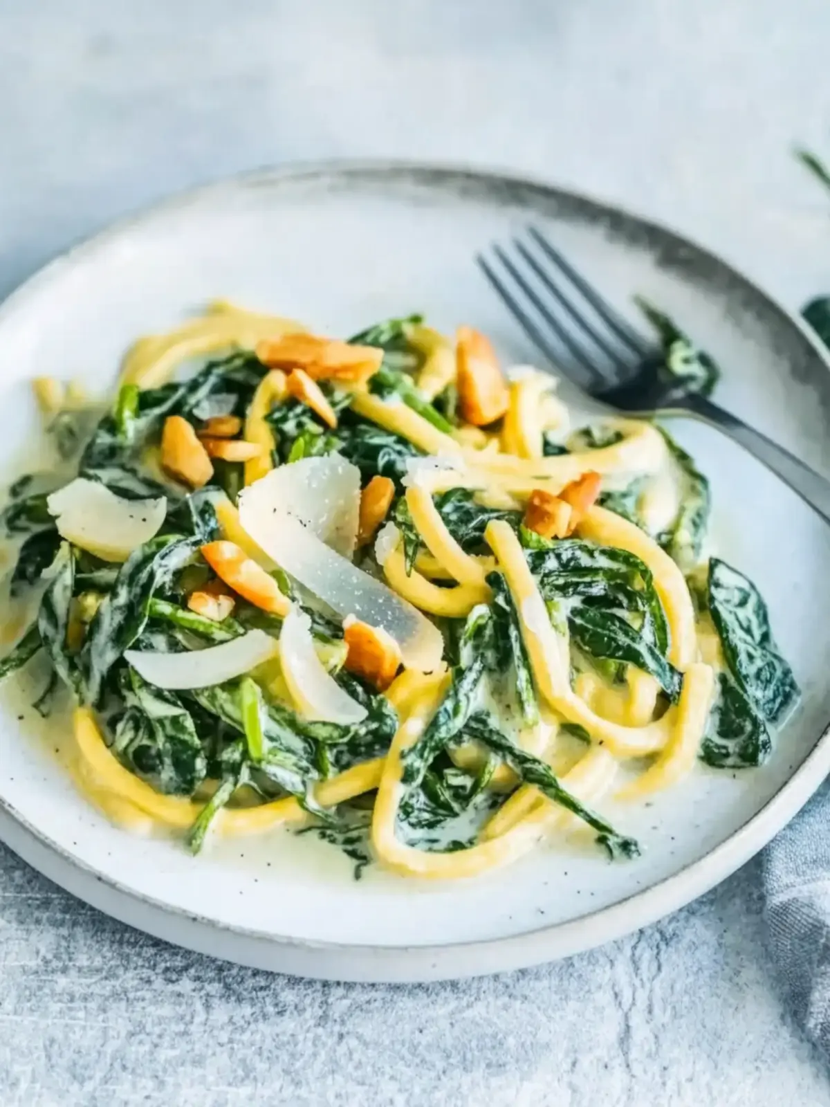 Spaghetti mit Spinat und Gorgonzola