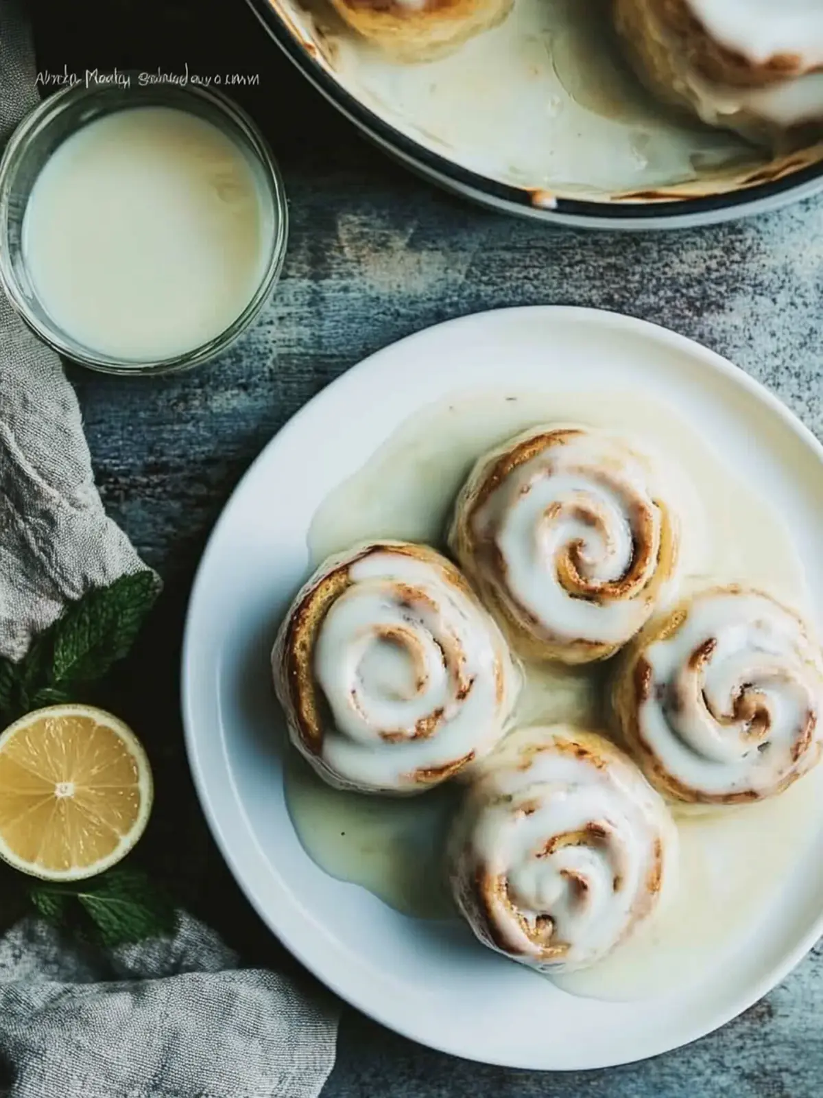 Zimtschnecken mit Frischkäse-Frosting