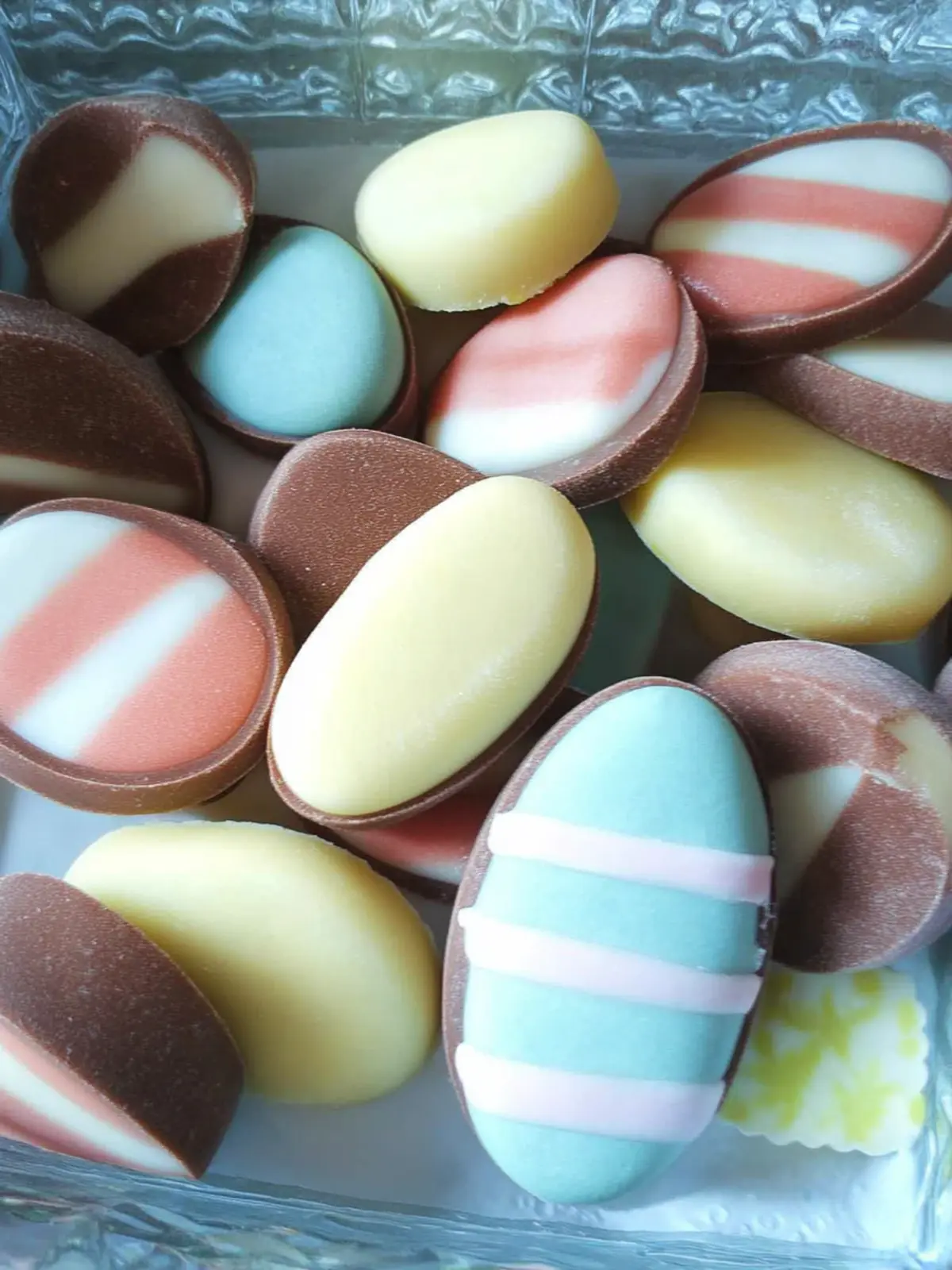 Osterkekse mit Kakao-Creme-Füllung